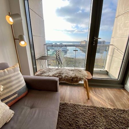 Stunning Mersey View Flat W Parking In 리버풀 외부 사진
