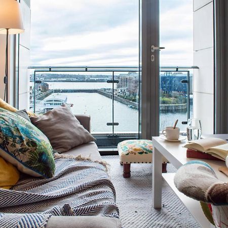 Stunning Mersey View Flat W Parking In 리버풀 외부 사진